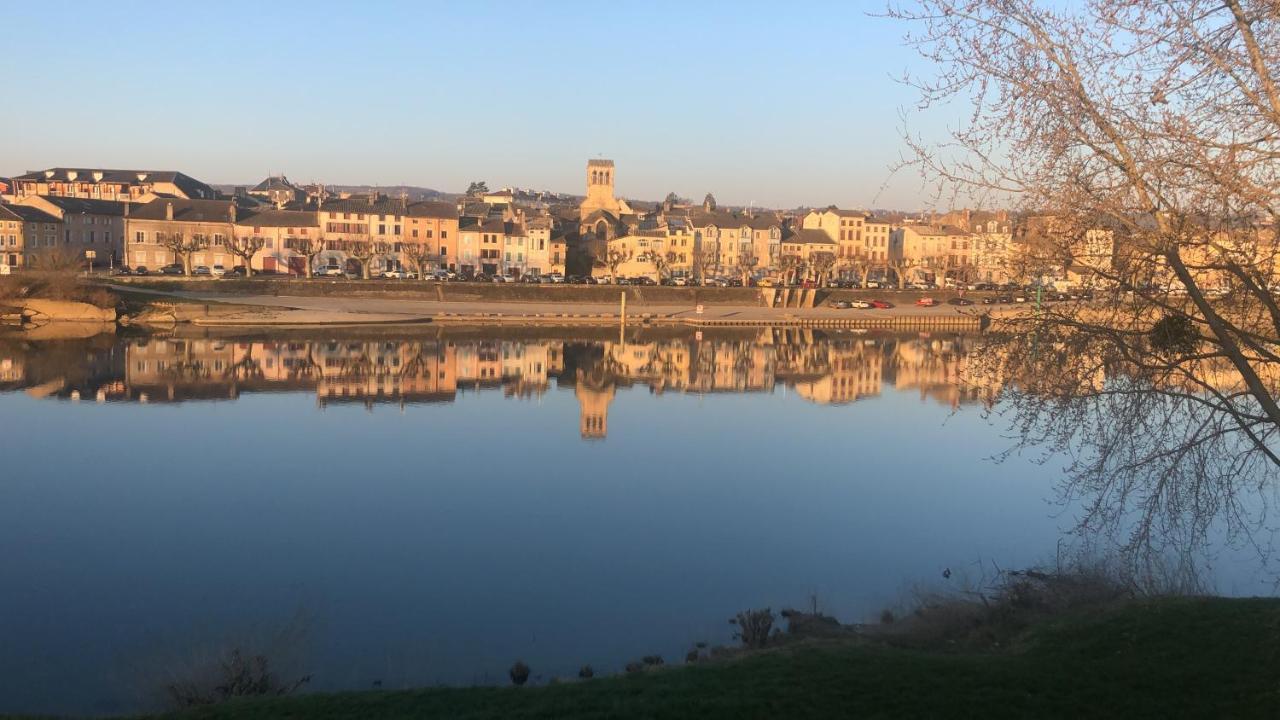 Готель Domaine Des Jardins De La Saone Турню Екстер'єр фото